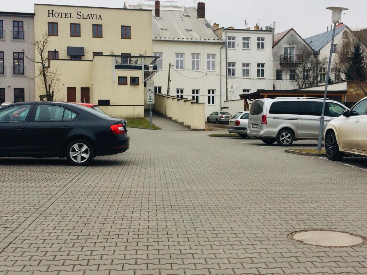 Hotel Slavia Svitavy Buitenkant foto