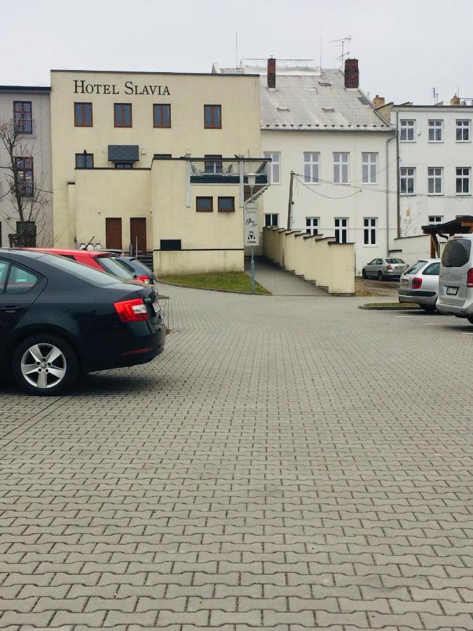 Hotel Slavia Svitavy Buitenkant foto