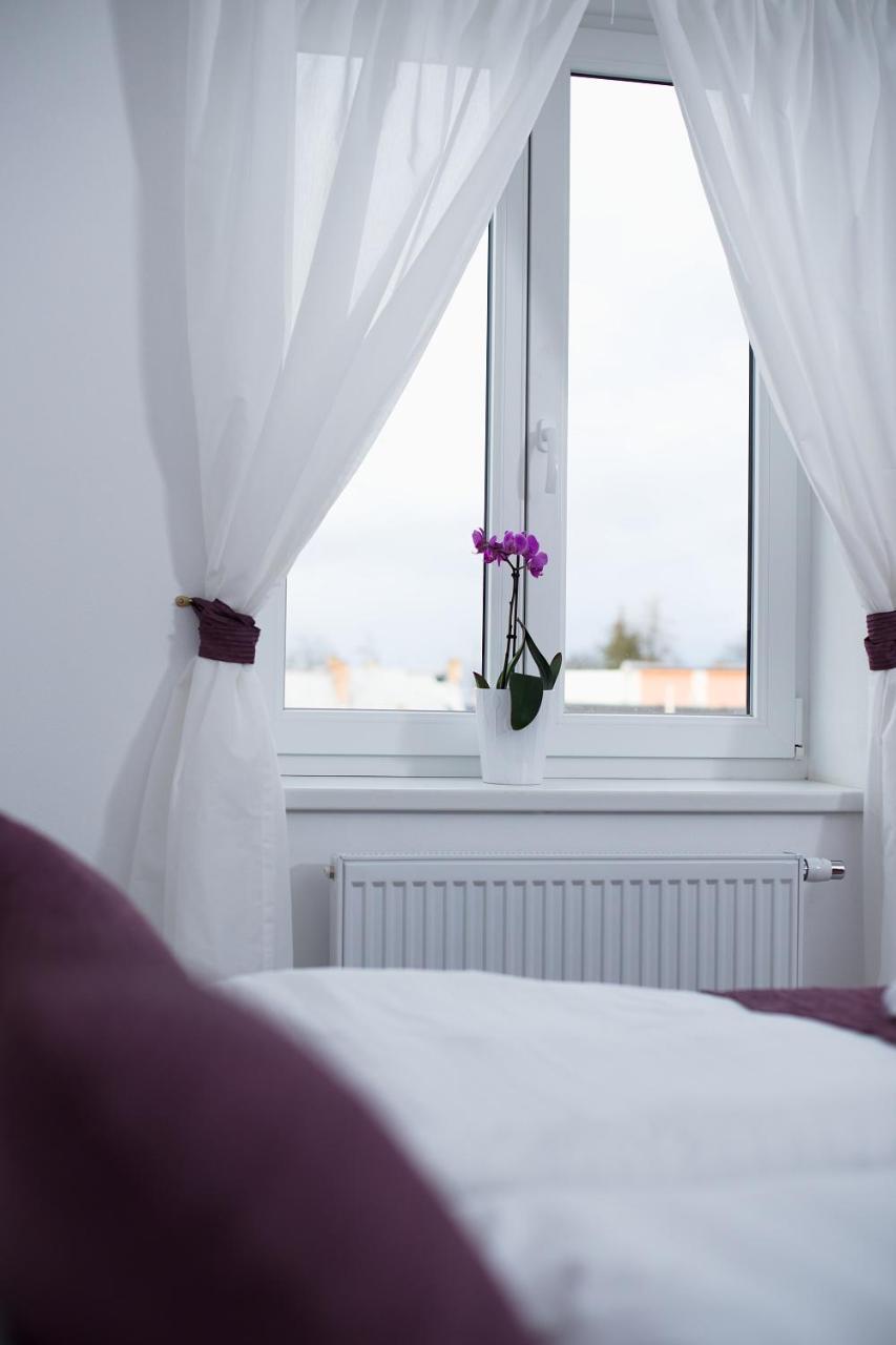 Hotel Slavia Svitavy Buitenkant foto